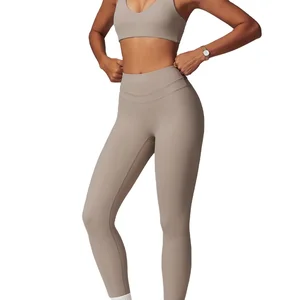 Ultra-Light High Quality Women's Yoga Pants Factory Sale Moisture-Absorbent Stretchable Fabric Elastic Waist Closure Solid