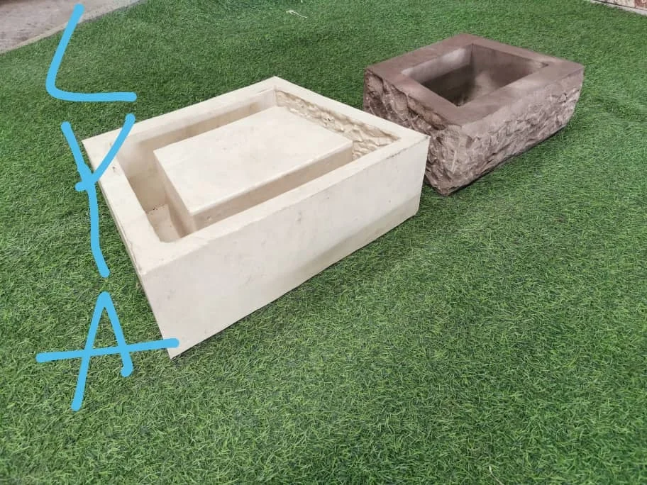 Retaining Concrete Wall Block Mold