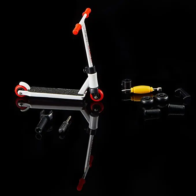 Finger Scooter Set with Mini Scooters Tools Metal Alloy  Mini Finger Scooter Interactive Finger Toys