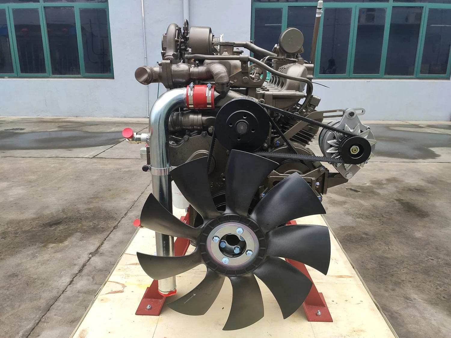 Yuchai YC6J190-33 Marine Diesel Engine - 190hp, 4 Stroke