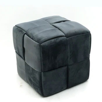Customized Storage Ottoman Pouf Foot Rest Stool Chair Velvet Fabric Tufted Chesterfield Pouf Ottoman Foot Stool