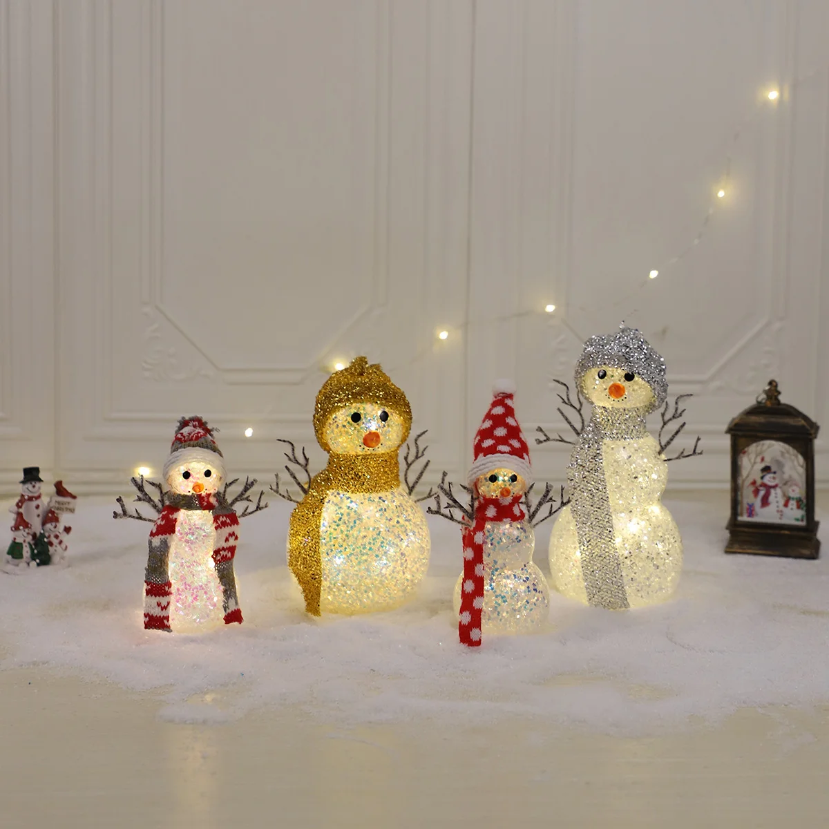 Blown Up Lighted Glass Snowman Christmas Decorative Indoor Winter Decorations for Living Room Table Decor Light Up Ornament manufacture