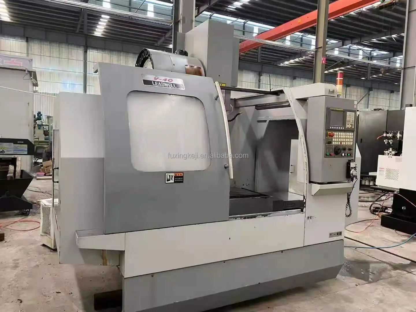LEADWELLS  V-40 CNC Machine High Precision Vertical Machining Centers 3 Axis Machine Center