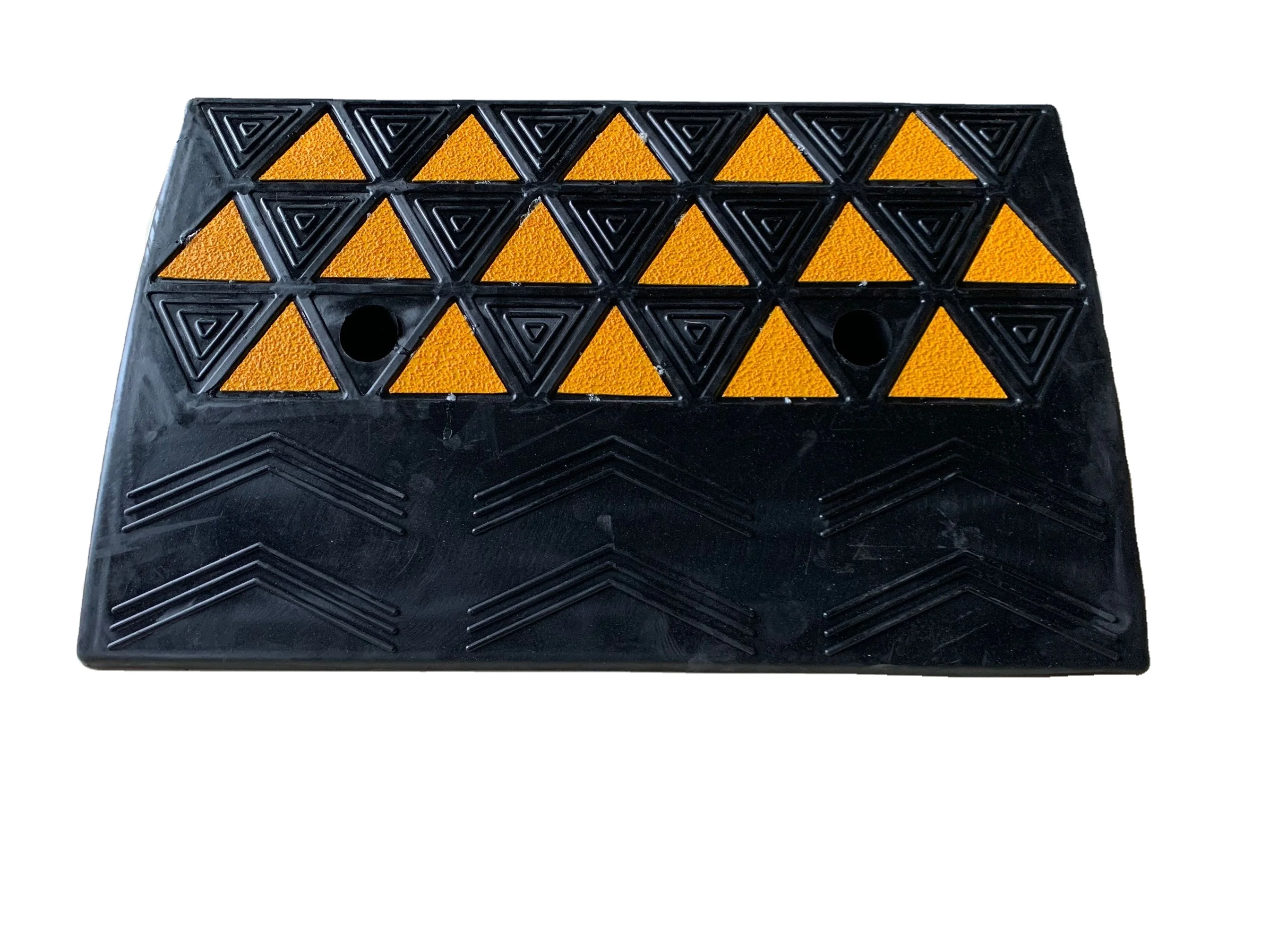 橡胶路缘坡道路边斜坡路缘坡道