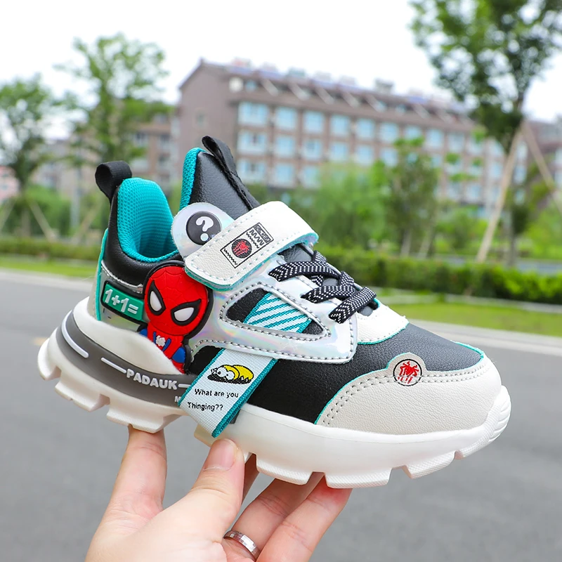 little kids hiking shoes