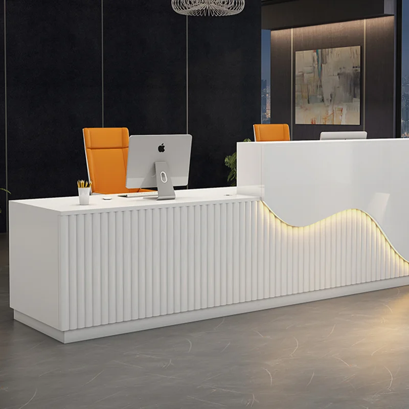 穴あきデザインのレジカウンター、内蔵LED照明、椅子とロッカー付き