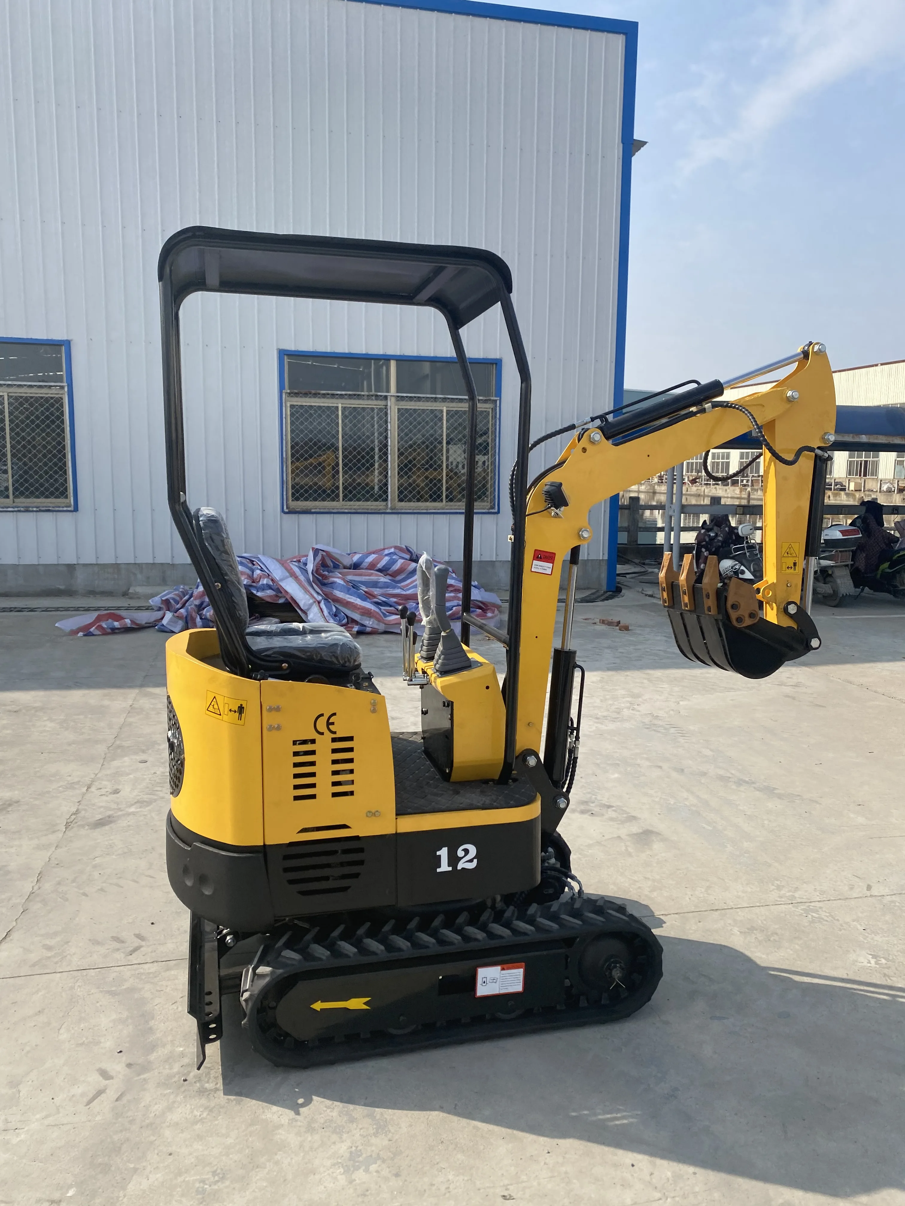 Best Chinese Mini Excavator Small Excavator Price Miniature Excavator for Sale