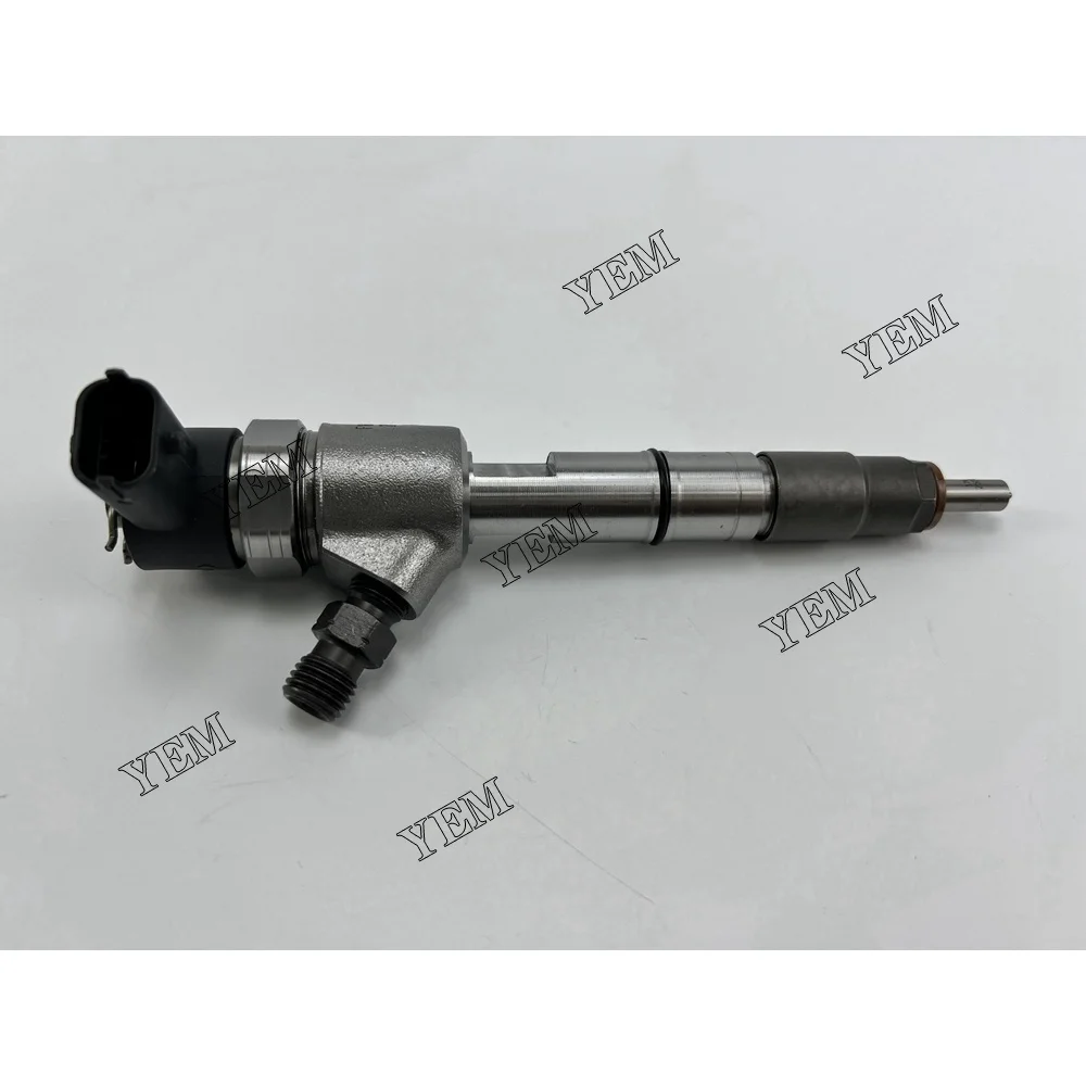 Factory 445110710 Fuel Injector for Isuzu 4DA1 High Performance Engine Parts 3