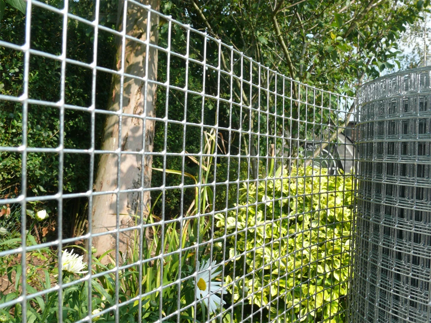 Competitive Price for the Gauge Chart of Woven Wire Yard Fence Panels Sizes Chart for Concrete in Hs Code