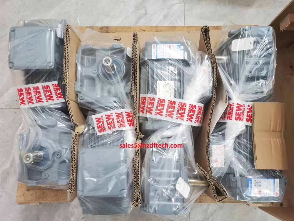 Hytrol 300.4052 | SEW - 3.0HP 240RPM KT47TDRN100LM4 EK8C main image 1