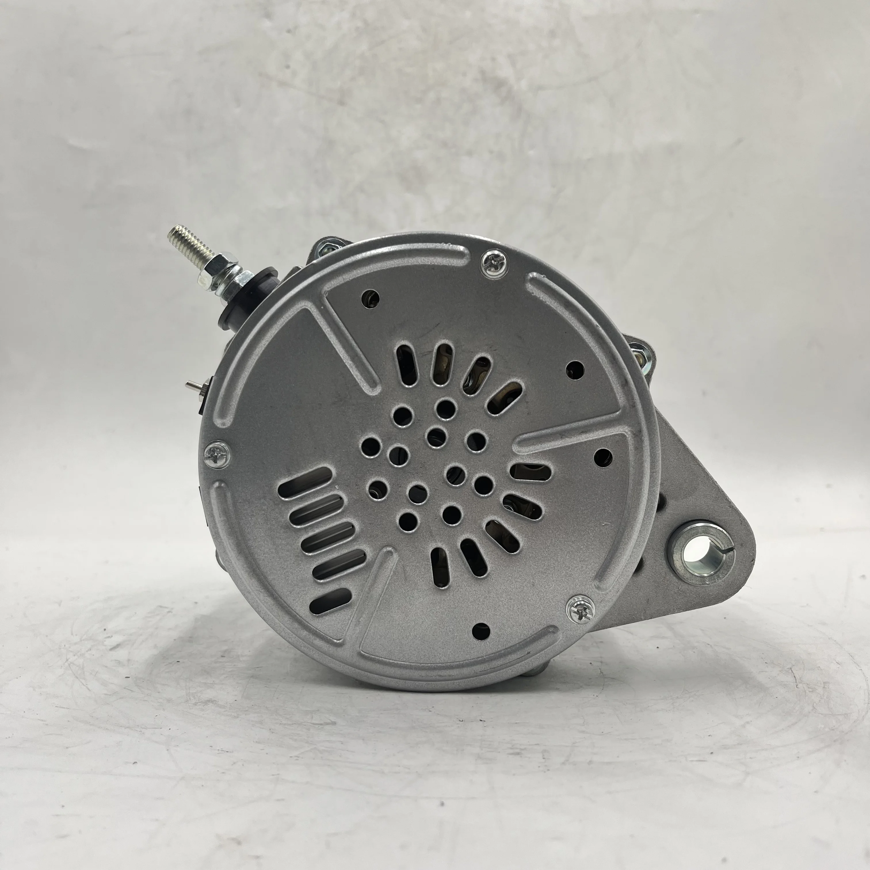 C7 C9 24V 95A Alternator - Reliable Performance & OEM Quality