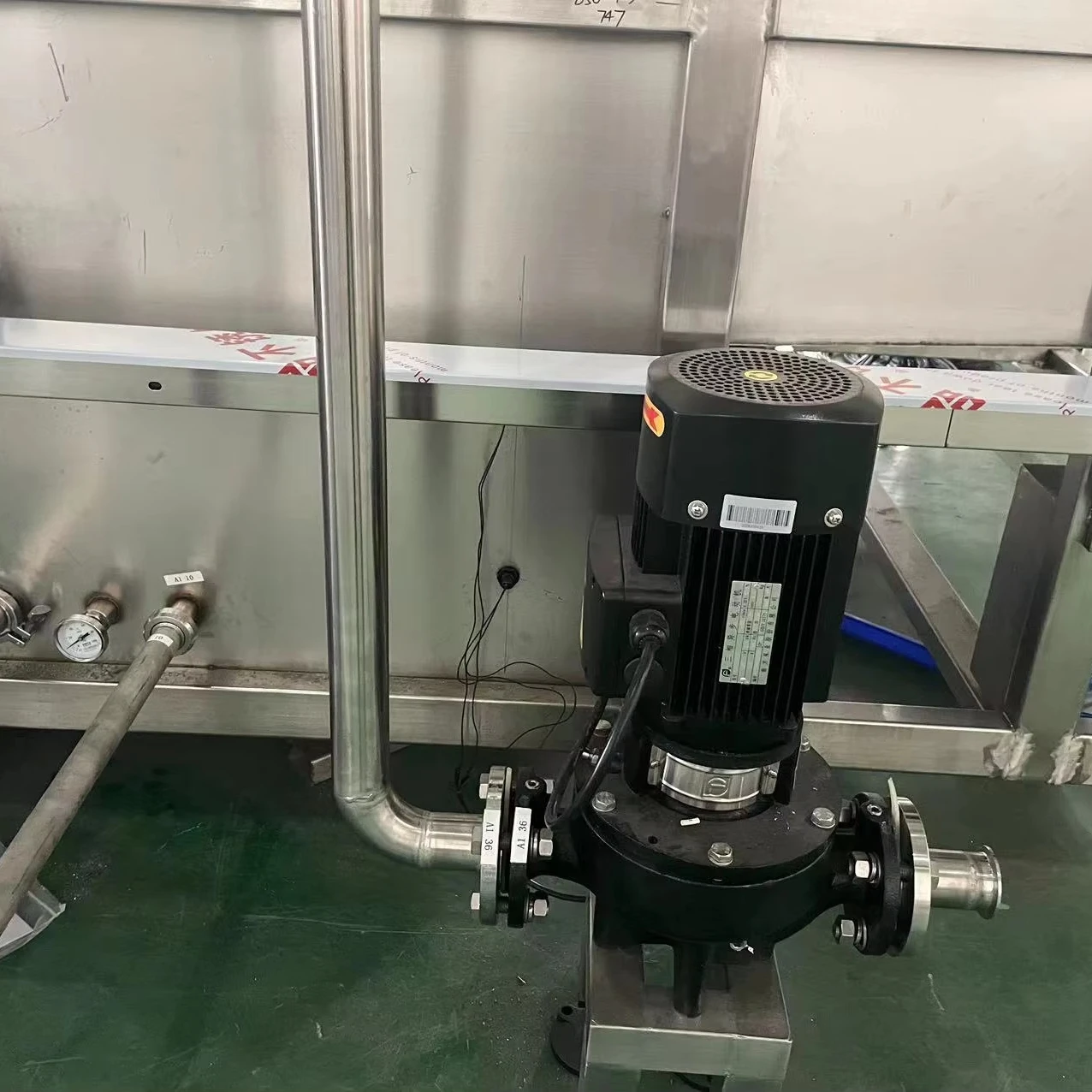 Small Spraying Type Tunnel Pasteurizer for Beer Bottle/can Filling 2000BPH Bottle/Can Pasteurization Machine
