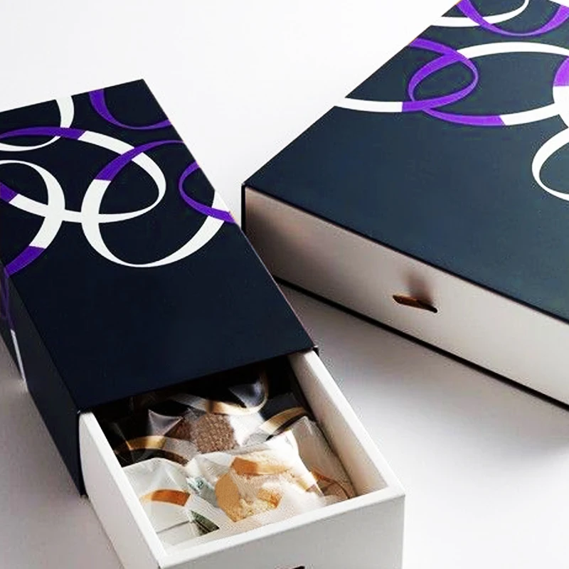 Luxury Chocolate Packaging Boxes Rigid Cardboard Box for Sweets Candy Packaging Nuts Gift Box With Compartment