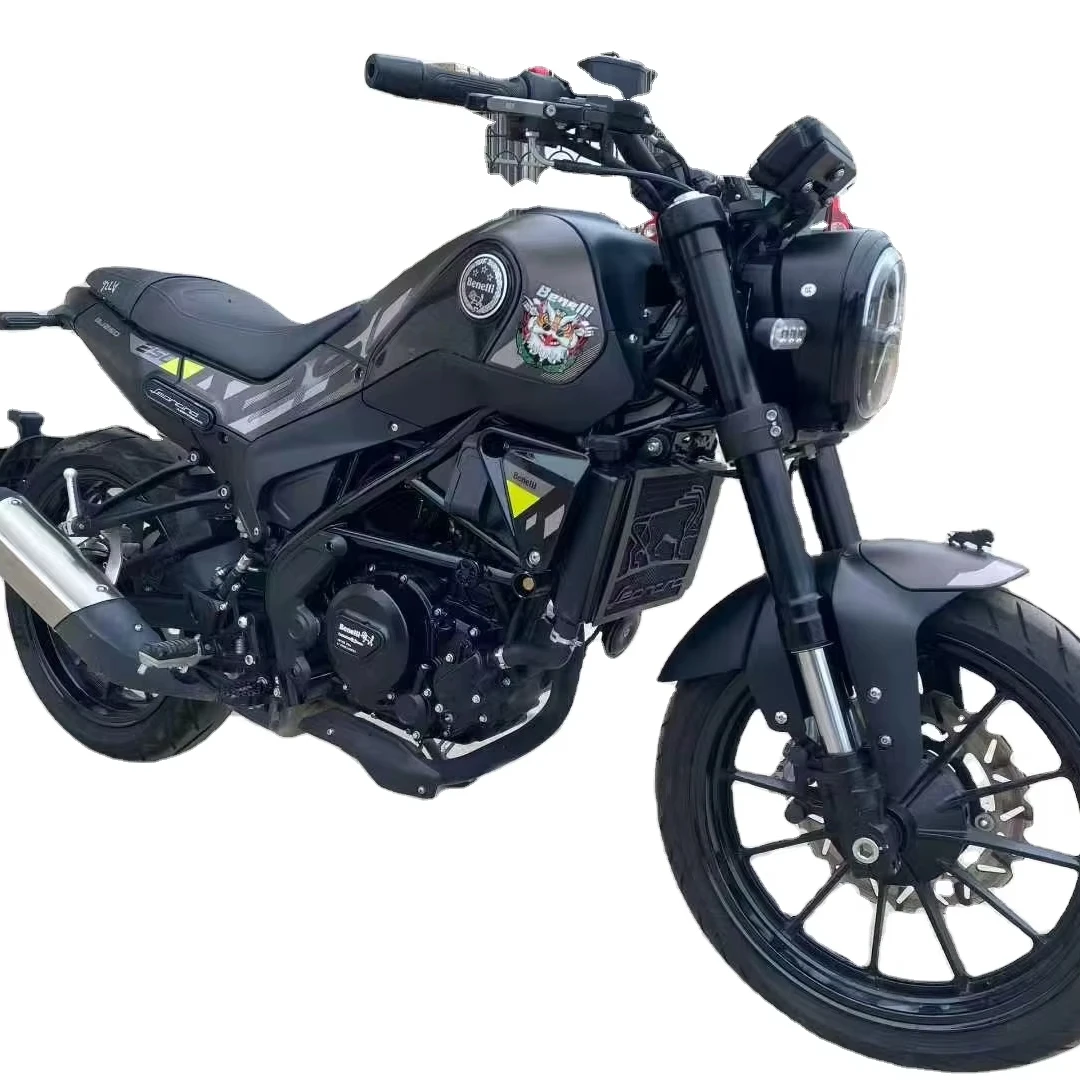 Bennali Gasoline Streetbike for Racing and Off-Road Use Urban and