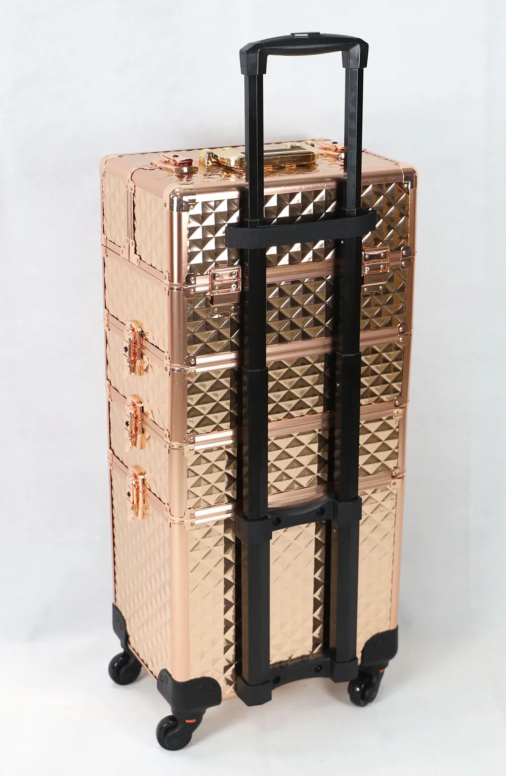 RM2.60店买的化妆品收纳盒拿来这样摆放小车感觉也不错看, image size:1000x1534