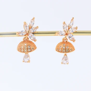 Luxury Wedding Earrings Jewellery Crystal Gold Plated Vintage Designer Flower Zircon Earrings Cute Stud Earrings For Women