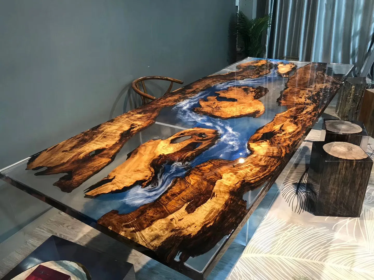 Высококачественный обеденный стол из ореховой смолы специального дизайна прозрачная вода синяя река эпоксидная