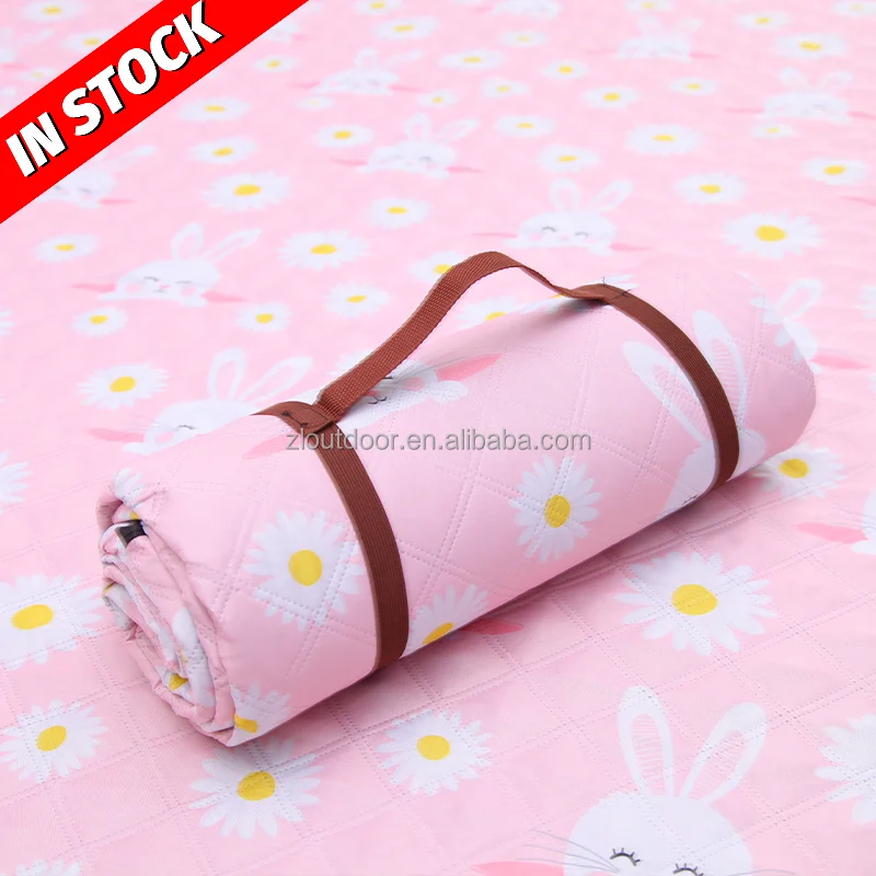 Picnic Blanket Waterproof Moisture-proof Large Beach Mat Portable Foldable Picnic Mat for Outdoor Trekking Travel Camping