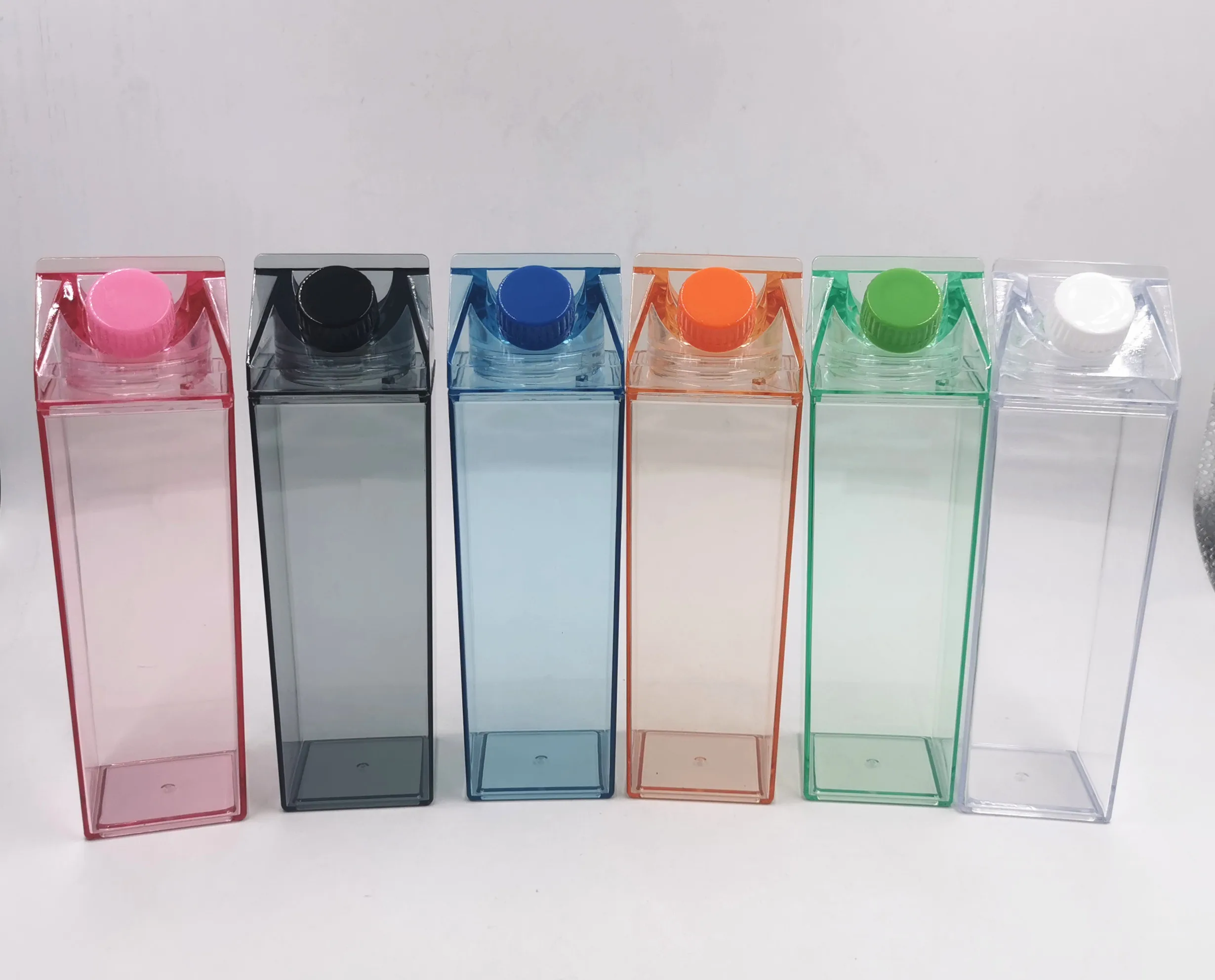 Clear Plastic Milk Carton 1000ml Capacity, Acrylic Body