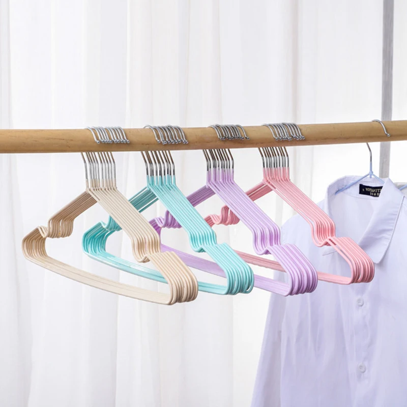 Spot Wholesale Metal Pvc Coated Hanger Store Clothes In The Wardrobe
