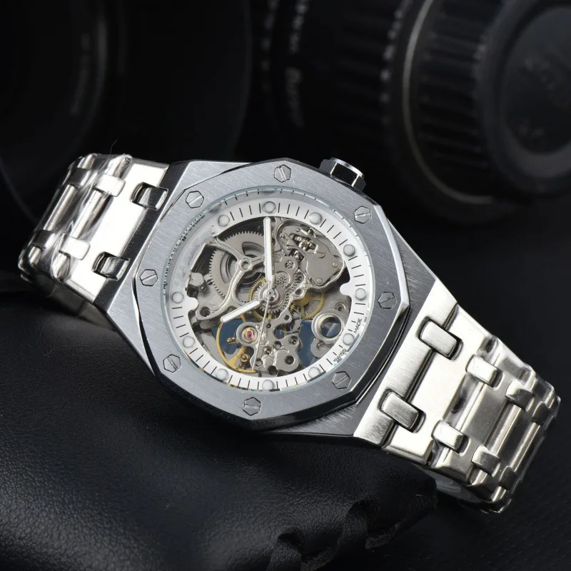 Octagonal Automatic Men's Watch OM-688396