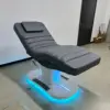 Trois moteurs + commande manuelle + commande au pied + éclairage d'ambiance