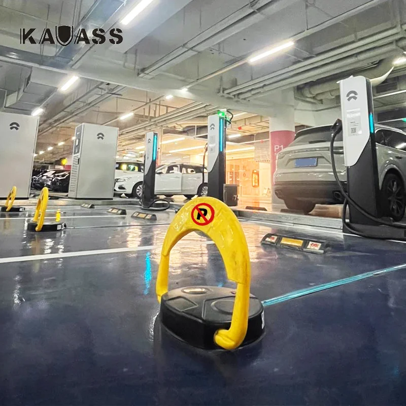 Mobile Phone Control Smart Remote App Control Car Parking Barrier Wireless With Solar Panel Automatic Car Parking Lock