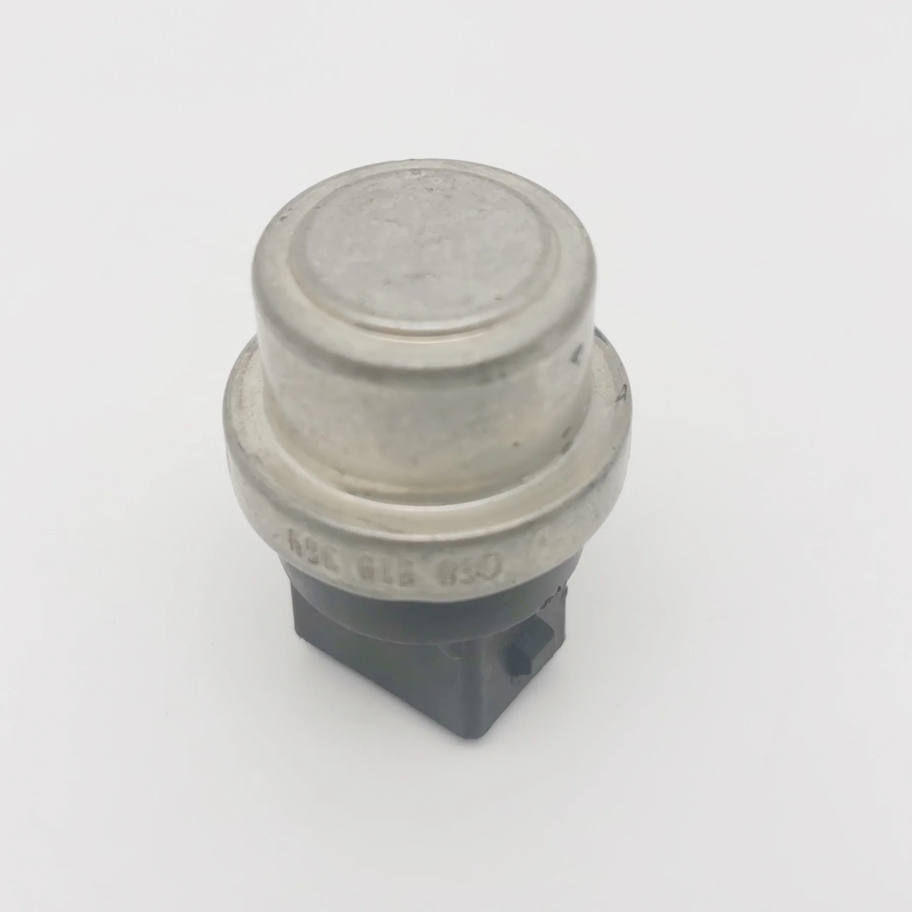 forklift spare parts temperature switch VW068919369 for linde forklift  linde spare parts supplier