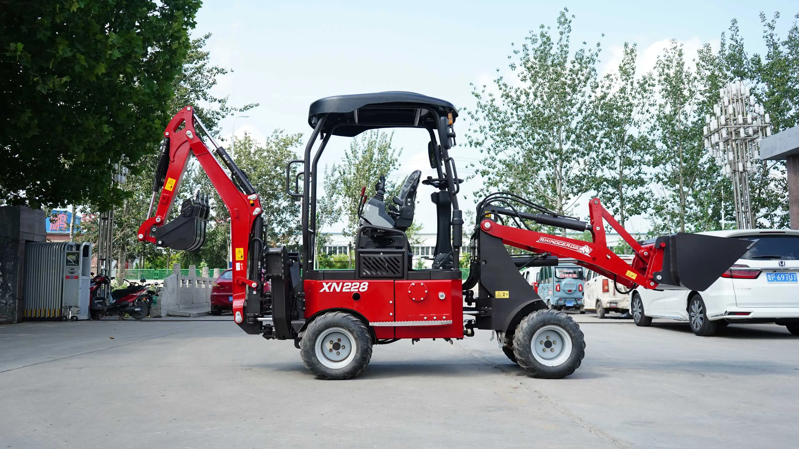 Rhinoceros XN228 Backhoe Loader - Kubota Engine, 1 Year Warranty