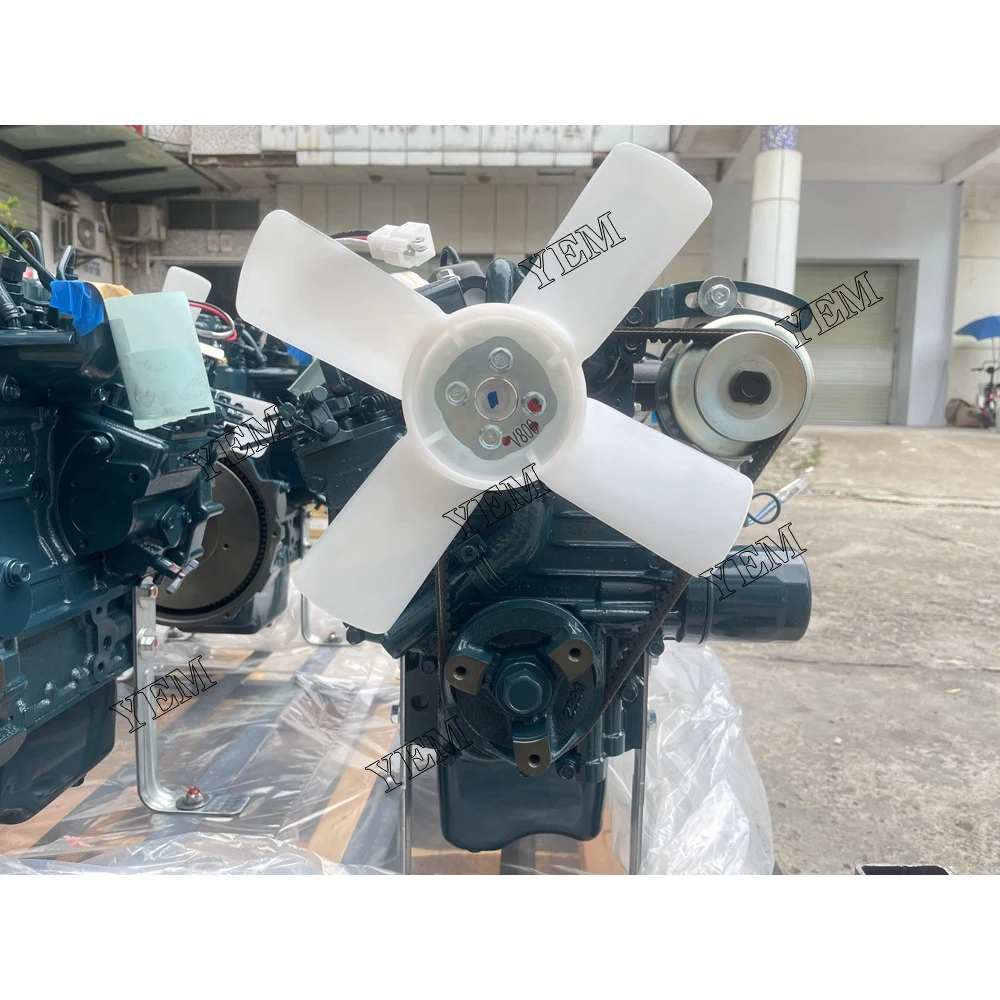 For Kubota D722 Engine Assy 2500RPM Loader 3