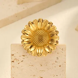 Custom Fashion Brooch Women's Stainless Steel Gold Plated Flower Shape Brooches