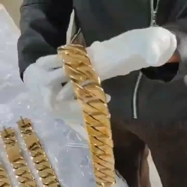 Custom 18k Stainless Steel Cuban Chain Name Plate Tag Id Link American ...