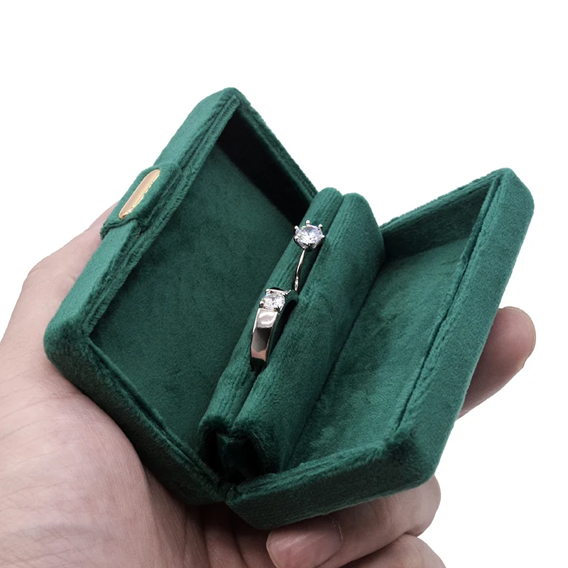 2020 Wholesale Custom Made Luxury Velvet Makes Box Soft Warm Of Jewelry With Box