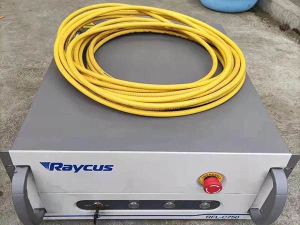 Boutique, fuente láser de fibra Raycus de segunda mano, piezas