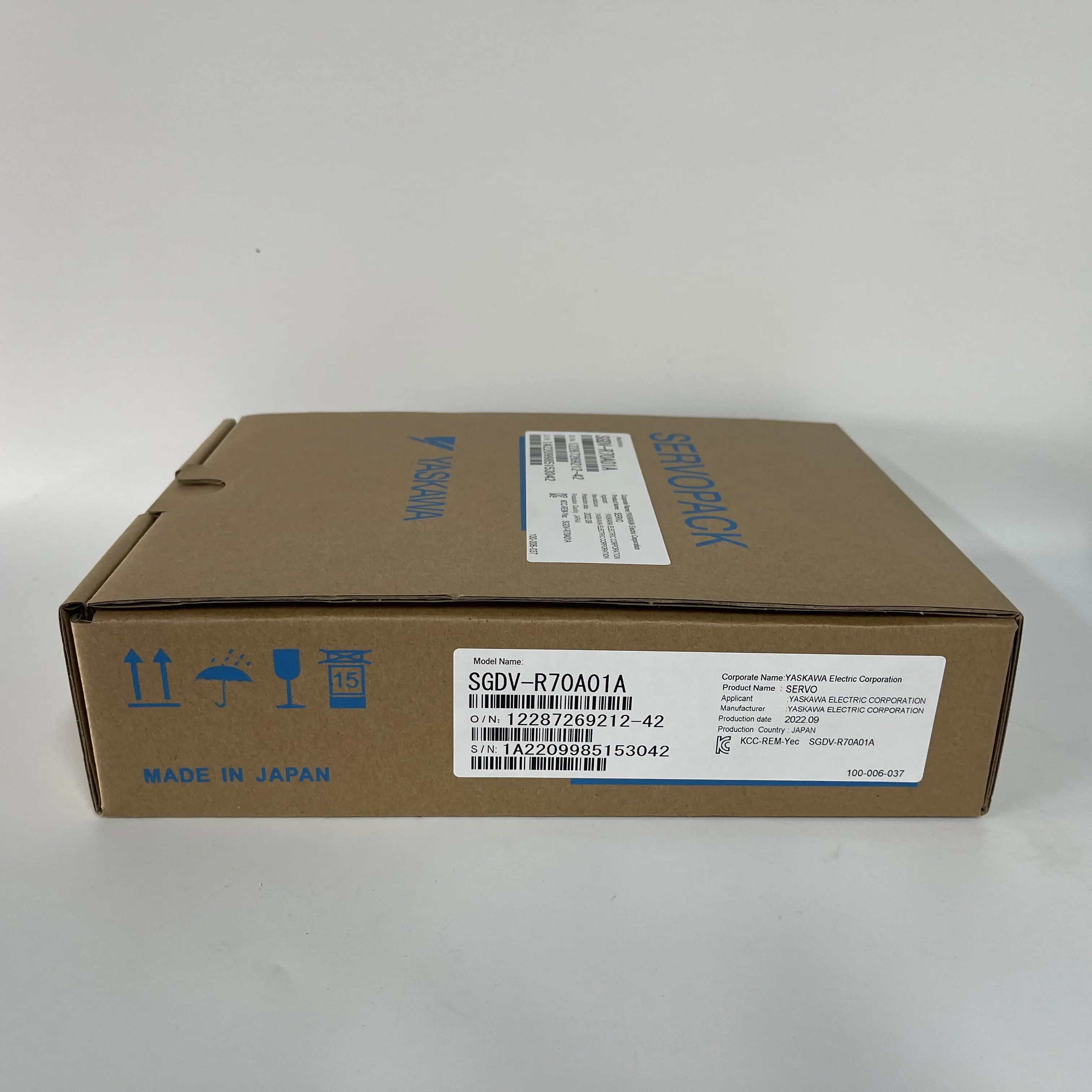 Yaskawa AC Servo Amplifier SGDV-R70A01A
