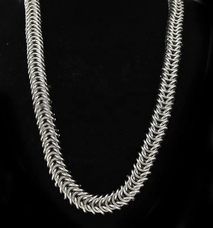 Oumi Gold Necklace Designs In 10 Gram 