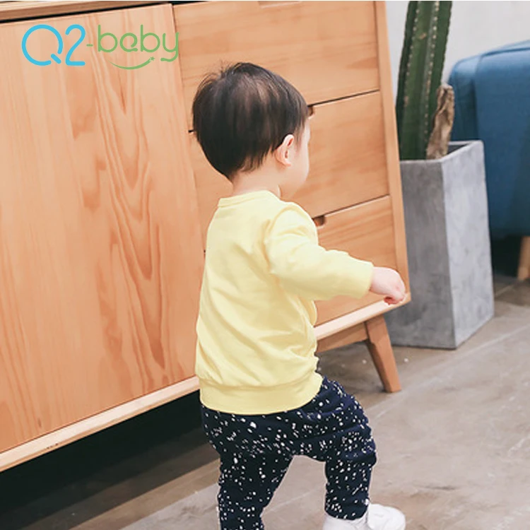 Q2-baby Удобная хлопковая футболка без воротника с аппликацией для малышей