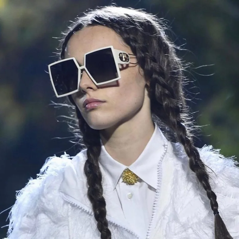 Oversized Square Sunglasses Women Alloy Frame Sun Glasses Oversized Square Sunglasses Women Alloy Frame Sun Glasses