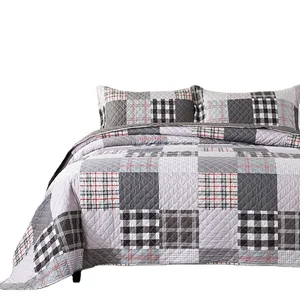 China Export Luxury Wholesale King Size Quilt Bed Sheet Polyester Cover Bedding Sets Hotel 100% Bedspread and Matching Curtains