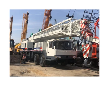 used truck crane 100 ton of Car condition is excellent zoomlion truck crane