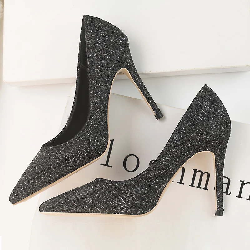 Zapatos De Baile Con Lentejuelas Para Mujer,Tacones Altos Brillantes  Plateados,Para Primavera Y Verano,Novedad De 2021 - Buy Brillante Tacones,De  Las Mujeres De La Moda Zapatos De Tacón,Fiesta Tacones Product on  Alibaba.com