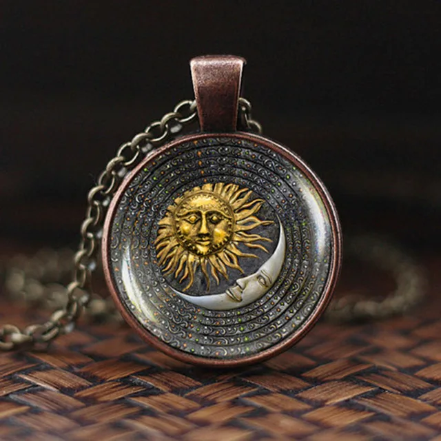 Symbol of Strength Egyptian Scarab Glass Dome Pendant Necklace Ancient Eye of Horus Egypt Jewelry Fashion Charm Women Gift