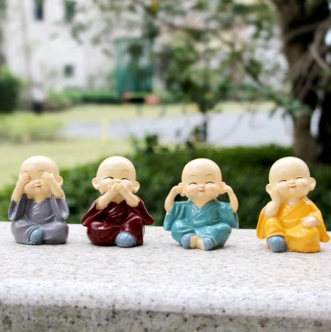 4 шт. симпатичный набор керамическая статуя маленького Будды керамика маленькое количество Смеющийся Монах Красный портативный автомобиль для дома