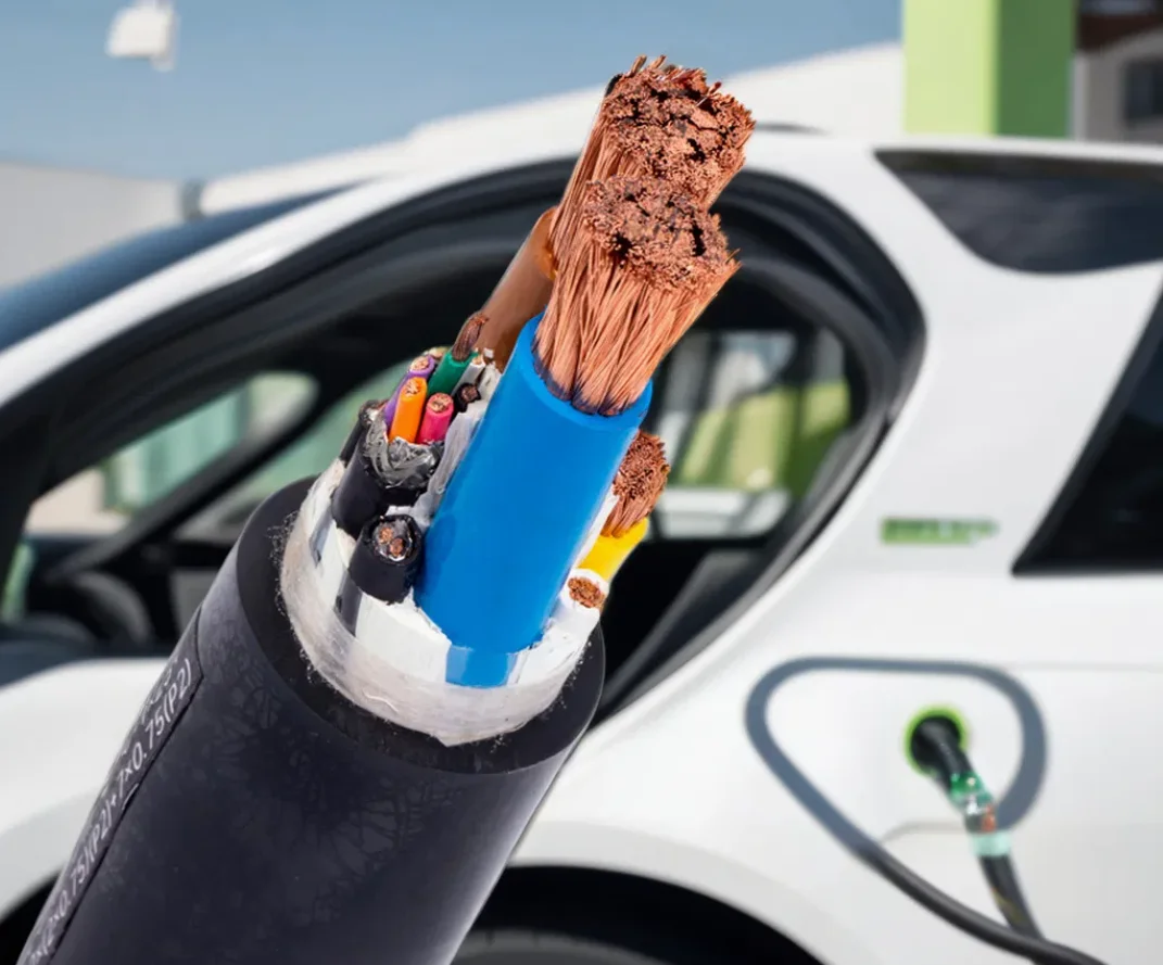 EV charging cable 16A single phase Type 2 to Type 2 Customized Color Model 3 Automobile Use with PVC Insulation