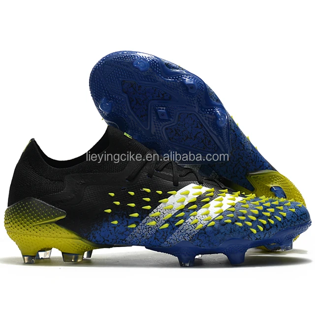 Factory Fashion Men's Sports Soccer Boots Outdoor Indoor Football Boots