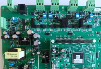 オリジナルチラー回路基板制御基板 031W03325-001 MBD-017-A IC 031