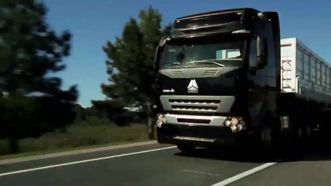 SINOTRUK HOWO ZZ4257N3247D1 6x4 Tractor Truck with Spare Parts