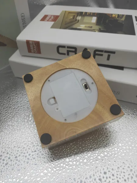 LED Lichtbasis Aus Holz – 2 Stück, Mit Warmem Licht & USB-Anschluss Für Kristallkugeln & Deko