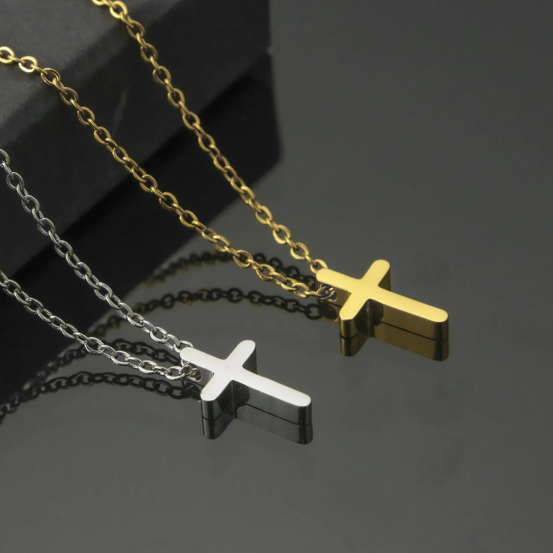 Sc 2023 Minimalist Plain Mini Cross Pendant Necklace Women High   Hde50f8fbd4a54755b4be97508d8cf1f73 