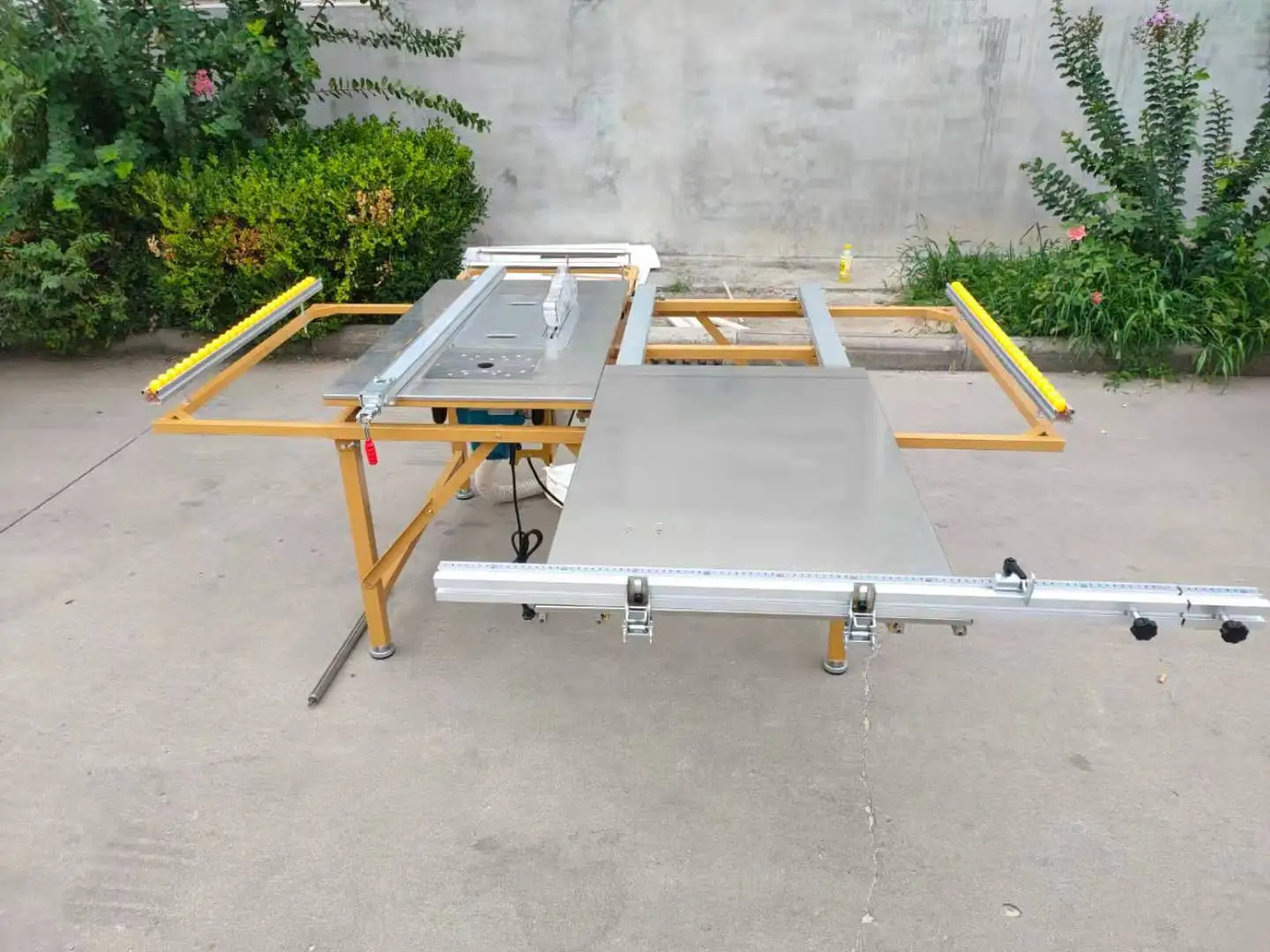 Diy Vertical Mini Hobby Sliding Table Panel Saw Manufacturer of Woodworking Machinery